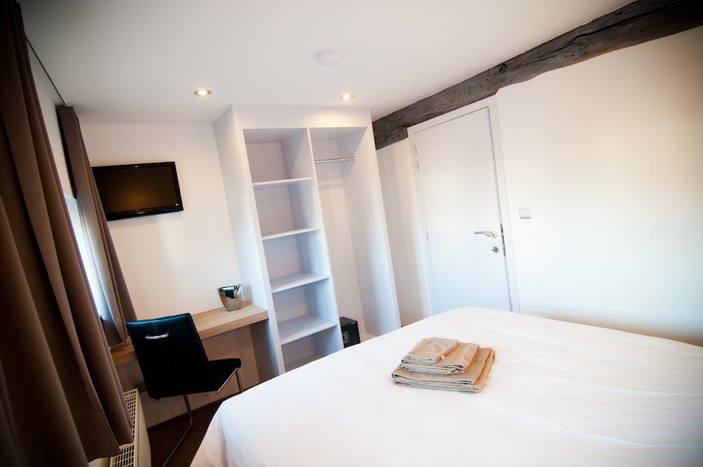 Apartment De Maasnacht Maaseik Buitenkant foto
