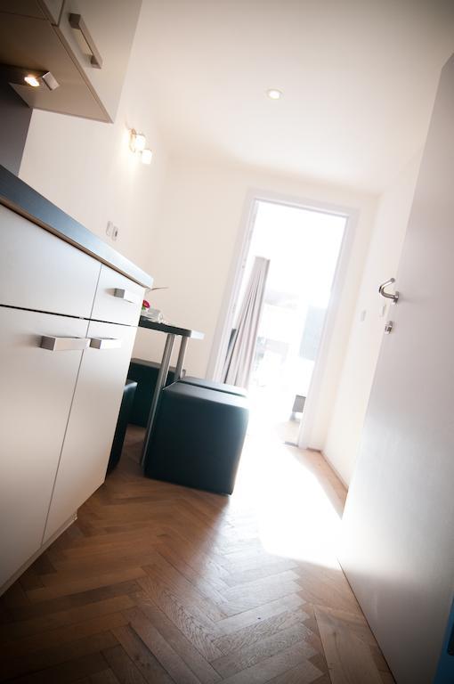 Apartment De Maasnacht Maaseik Buitenkant foto